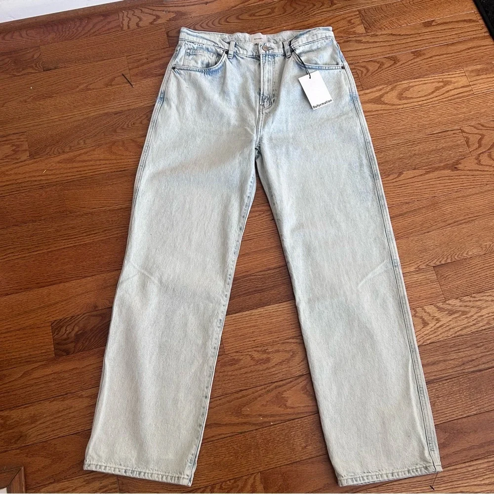 NWT Reformation Val 90s Mid Rise Straight Jeans 30, Light Wash Minimalist Luxe
